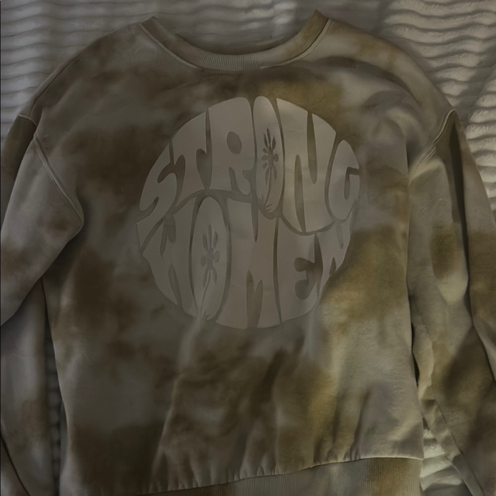 Tie-Dye 'Strong Women' Sweatshirt